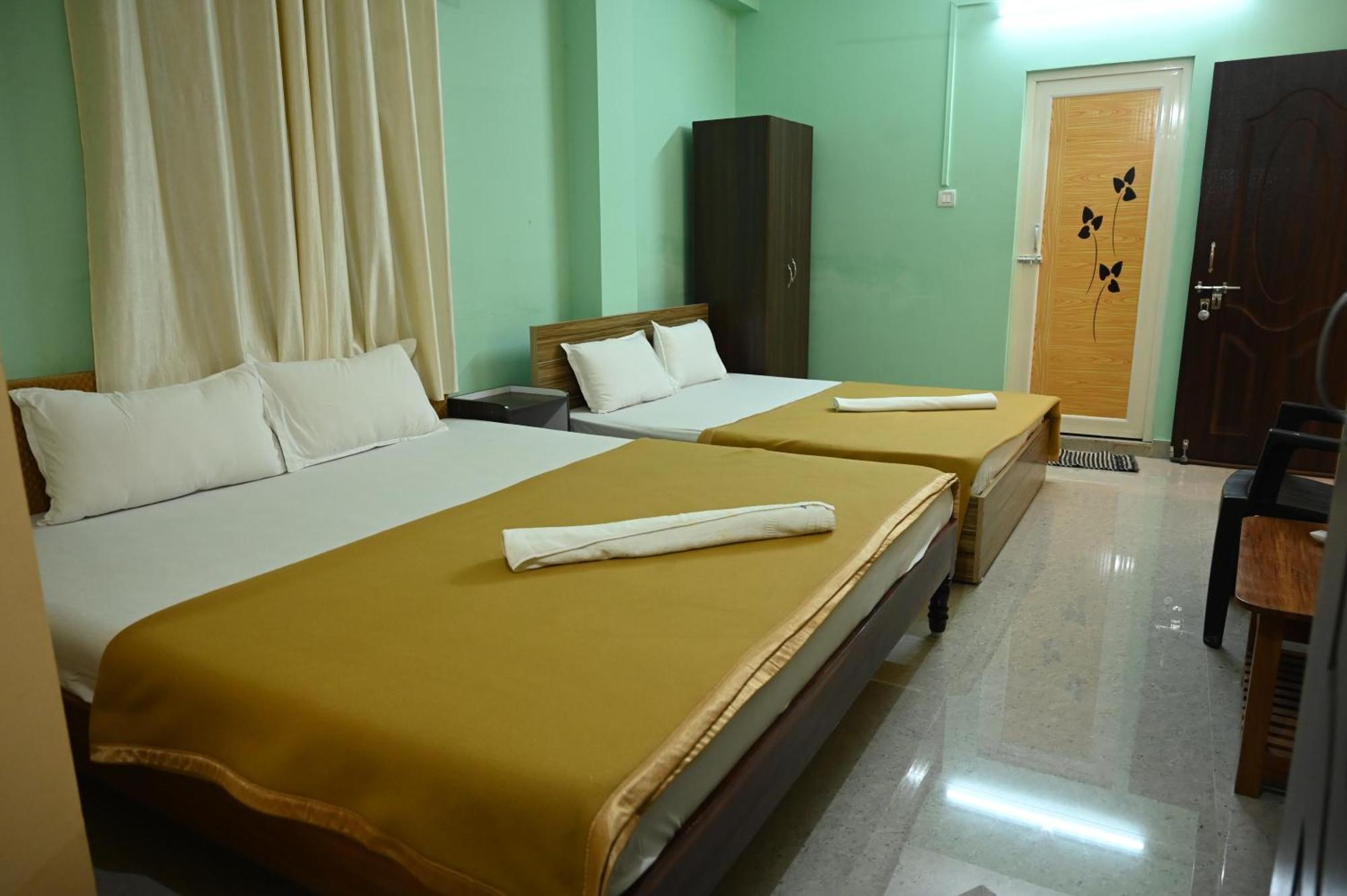 Appartamento Royal Seaview Residency Port Blair Esterno foto
