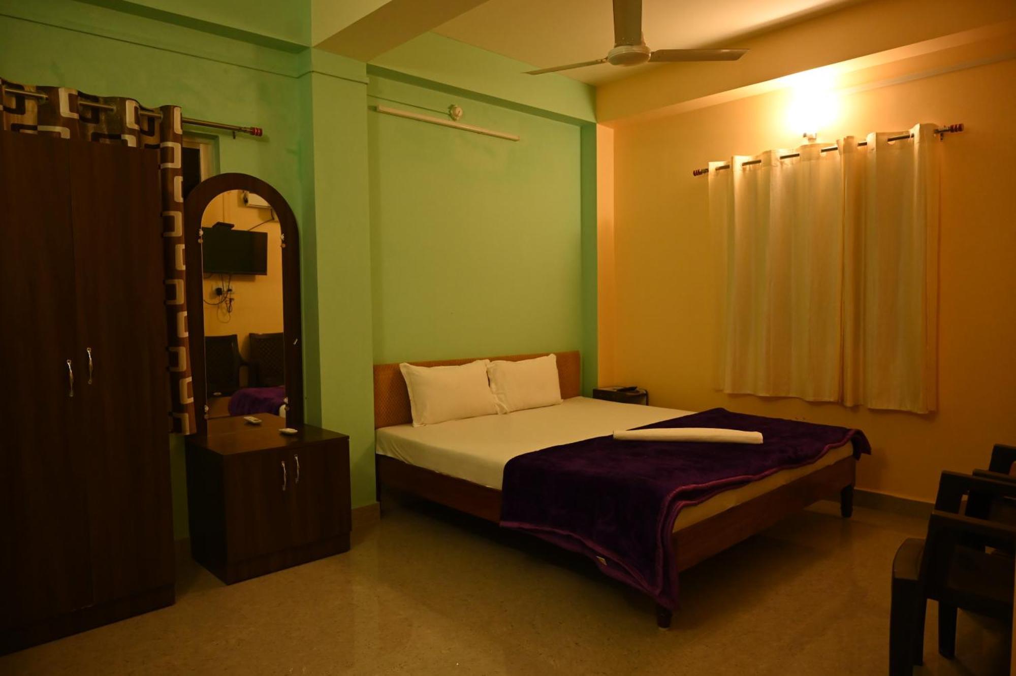 Appartamento Royal Seaview Residency Port Blair Esterno foto